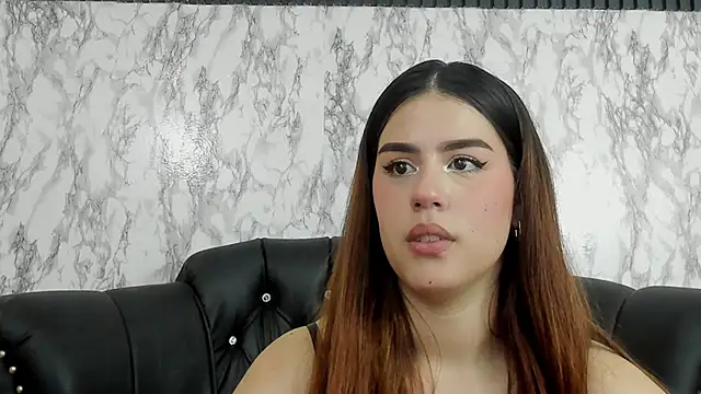 Snapshot of Miamontoya chatting on January 11, 2025, 5:18 pm Miamontoya online show from January 11, 2025, 5:18 pm