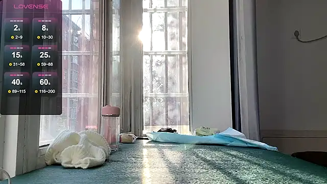 QianF-666 online show from December 28, 2024, 3:26 am