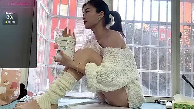 QianF-666 online show from January 9, 2025, 12:46 am