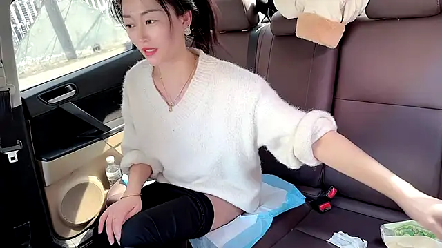 QianF-666 online show from February 27, 2025, 5:45 am