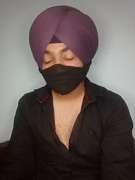 weeif online show from June 12, 2026, 2:32 am