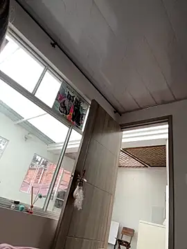 Snapshot of Victoria_starr chatting on December 4, 2024, 9:35 pm Victoria starr online show from December 4, 2024, 9:35 pm