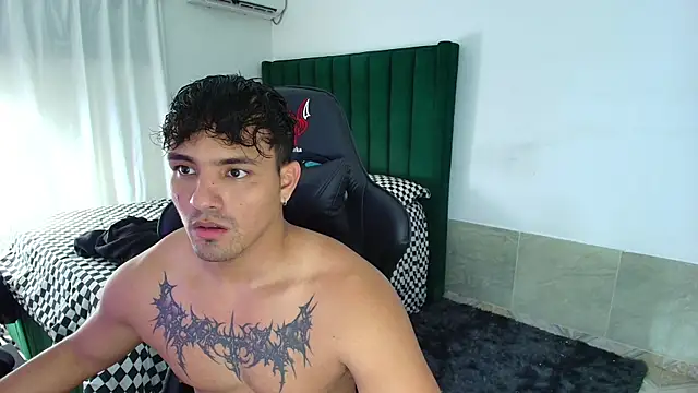 man dur07 online show from February 3, 2026, 11:21 pm