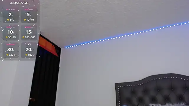 Snapshot of pamela_ chatting on December 9, 2024, 2:56 am pamela  online show from December 9, 2024, 2:56 am