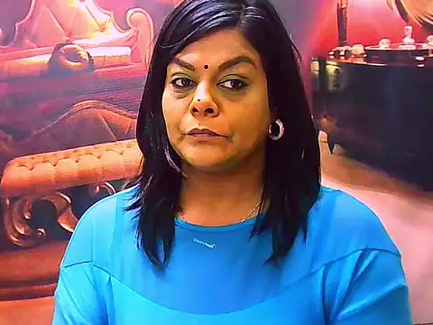 indianCherryPie online show from June 3, 2026, 5:10 am