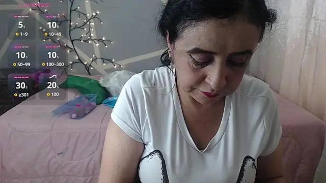 anita s3x online show from October 17, 2025, 2:41 pm