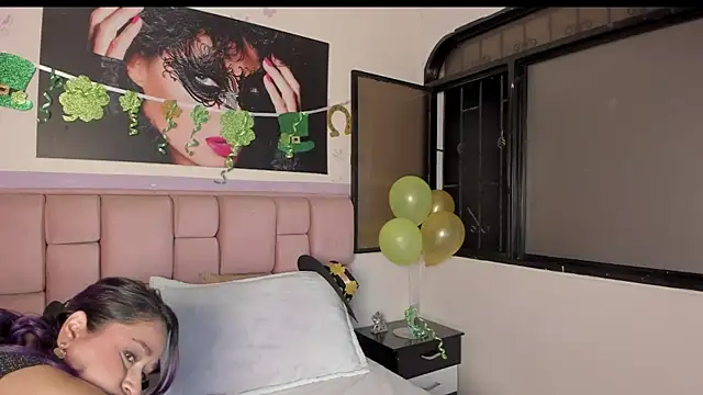 MicaelaHot  online show from March 18, 2025, 3:09 am