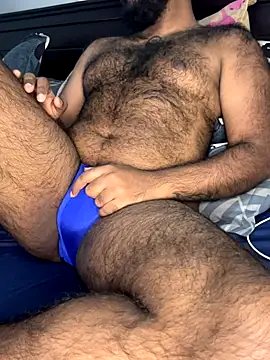 DragonLover 93 online show from December 14, 2025, 7:18 pm