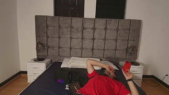 Amadeo Wild online show from February 28, 2025, 11:56 pm