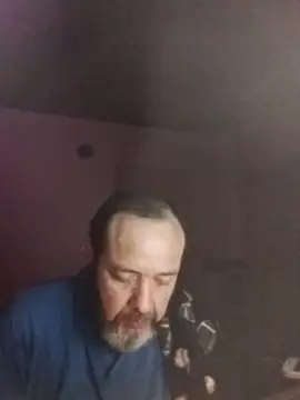 Leocesar37 online show from October 10, 2025, 6:56 am