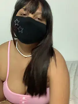 Snapshot of Jeroliee_viyana chatting on February 4, 2025, 6:17 pm Jeroliee viyana online show from February 4, 2025, 6:17 pm