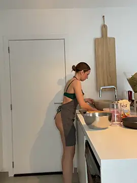 lola tentatiion online show from March 4, 2025, 9:18 am