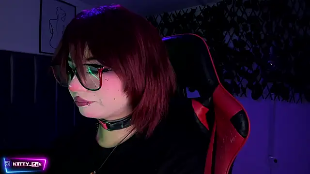 Kitty Gang online show from October 18, 2025, 2:03 am