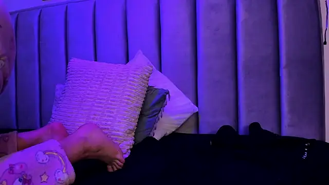 Kitty Gang online show from March 21, 2026, 8:19 am