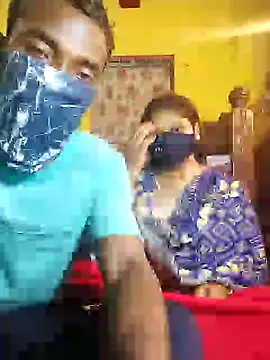 Snapshot of indiancouple09 chatting on January 29, 2025, 3:58 pm indiancouple09 online show from January 29, 2025, 3:58 pm