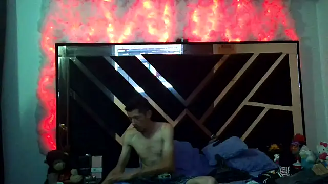 Brianna Trans00 online show from February 18, 2026, 11:33 pm