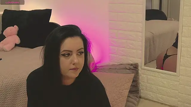 Ariel  Blossom online show from January 29, 2025, 9:39 pm