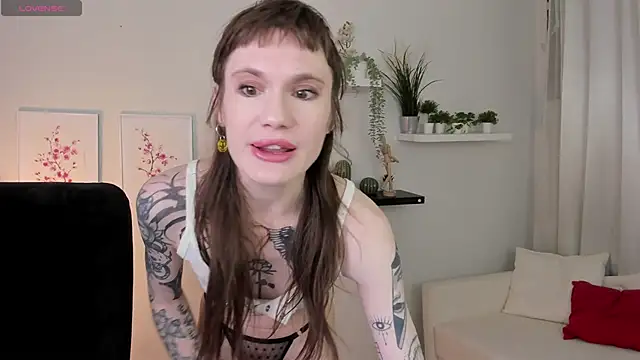 Snapshot of Fog_Foggy_Love chatting on February 9, 2025, 8:56 pm Fog Foggy Love online show from February 9, 2025, 8:56 pm