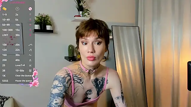 Snapshot of Fog_Foggy_Love chatting on September 22, 2025, 8:44 pm Fog Foggy Love online show from September 22, 2025, 8:44 pm