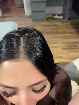 Evafiregirl online show from April 23, 2026, 3:03 pm