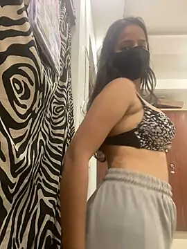 Snapshot of Pie066_ chatting on February 2, 2025, 3:39 pm Pie066  online show from February 2, 2025, 3:39 pm