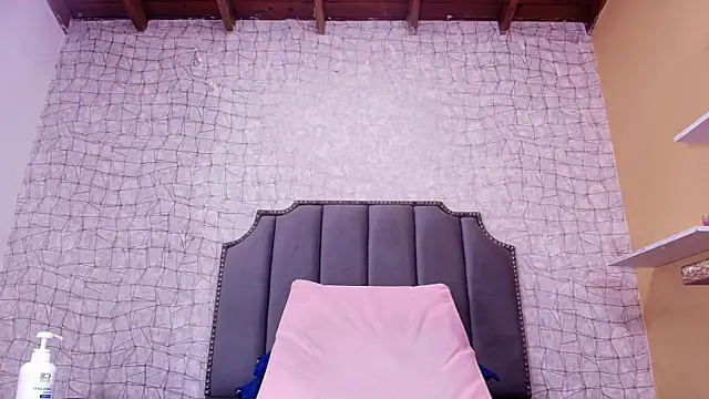 luce williams online show from January 24, 2025, 1:24 am