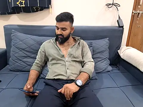 Fun Guuy online show from October 13, 2025, 9:53 am