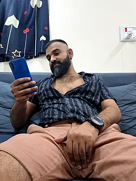 Fun Guuy online show from November 28, 2025, 6:10 pm