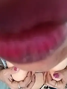 Snapshot of Saroj-Shah chatting on October 4, 2025, 5:16 am Saroj-Shah online show from October 4, 2025, 5:16 am