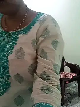 Snapshot of Saroj-Shah chatting on October 8, 2025, 5:27 am Saroj-Shah online show from October 8, 2025, 5:27 am