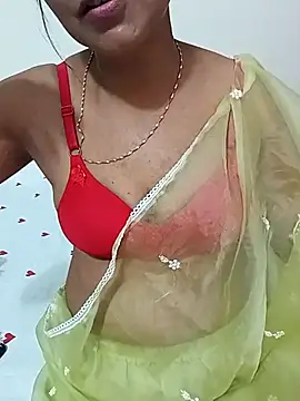 Snapshot of Saroj-Shah chatting on October 19, 2025, 6:14 am Saroj-Shah online show from October 19, 2025, 6:14 am