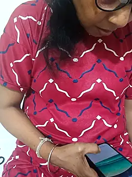 Snapshot of Saroj-Shah chatting on October 28, 2025, 7:56 am Saroj-Shah online show from October 28, 2025, 7:56 am