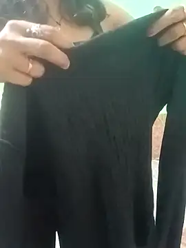 Snapshot of Saroj-Shah chatting on November 16, 2025, 3:17 pm Saroj-Shah online show from November 16, 2025, 3:17 pm