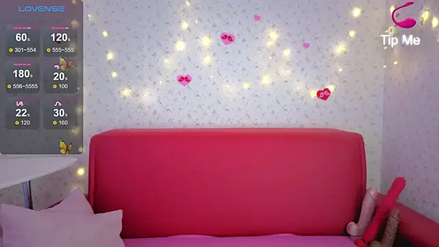 Stefania Star  online show from September 23, 2025, 1:19 am