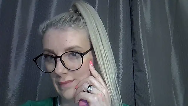 Pabonya91 online show from March 15, 2025, 10:33 pm