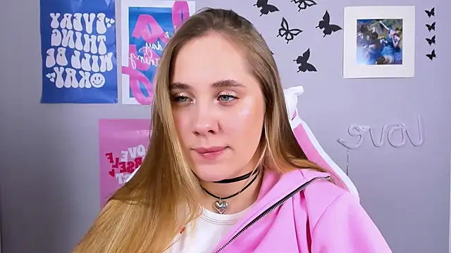 Snapshot of MiaMilas chatting on January 23, 2025, 3:05 am MiaMilas online show from January 23, 2025, 3:05 am