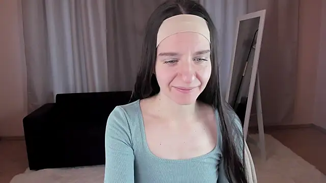 helentasty online show from October 2, 2025, 2:29 am