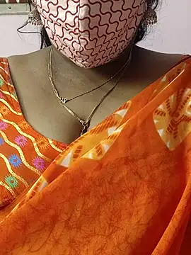 mallu-sumi online show from October 3, 2025, 9:39 am