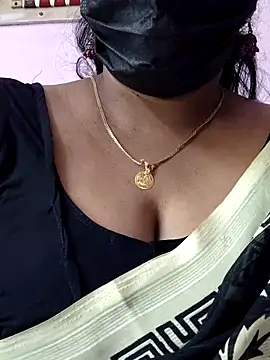 mallu-sumi online show from February 24, 2026, 5:49 am