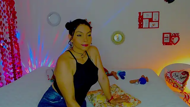 amii777 online show from March 22, 2025, 6:33 am