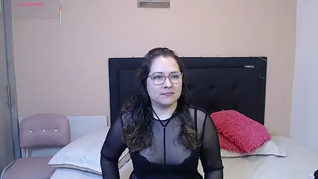 May Carlier online show from March 23, 2025, 2:15 am