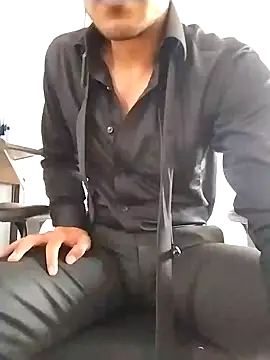 Snapshot of pablo-rincon95 chatting on January 17, 2025, 5:08 pm pablo-rincon95 online show from January 17, 2025, 5:08 pm