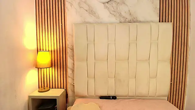 Emily Trujillo online show from January 10, 2026, 7:04 pm