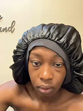 Snapshot of spicysugar74 chatting on December 2, 2024, 7:16 pm spicysugar74 online show from December 2, 2024, 7:16 pm