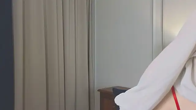 Snapshot of AnnTaint chatting on December 13, 2024, 7:10 pm AnnTaint online show from December 13, 2024, 7:10 pm