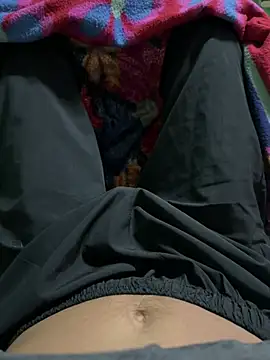 Snapshot of Privateseducer chatting on January 2, 2025, 8:24 pm Privateseducer online show from January 2, 2025, 8:24 pm