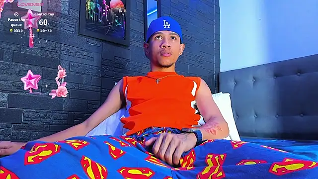 Romancartier 1 online show from November 13, 2025, 5:50 am