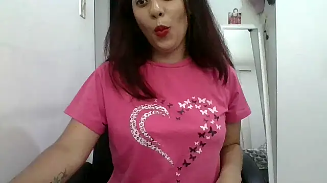 Anne kis online show from March 20, 2025, 9:02 pm