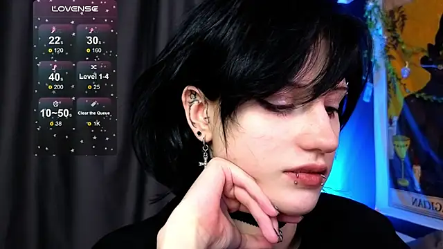 Snapshot of dark_vamp_ chatting on December 19, 2024, 12:24 am dark vamp  online show from December 19, 2024, 12:24 am