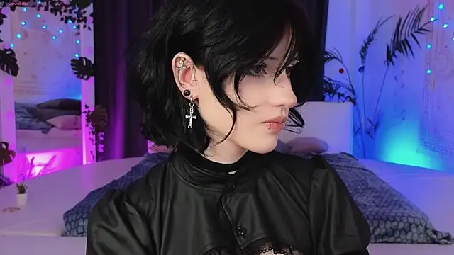 Snapshot of dark_vamp_ chatting on January 15, 2025, 11:00 am dark vamp  online show from January 15, 2025, 11:00 am